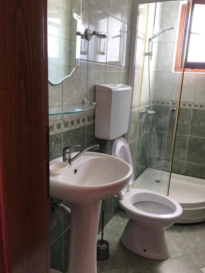 Rooms Ajllin Улцинь Екстер'єр фото
